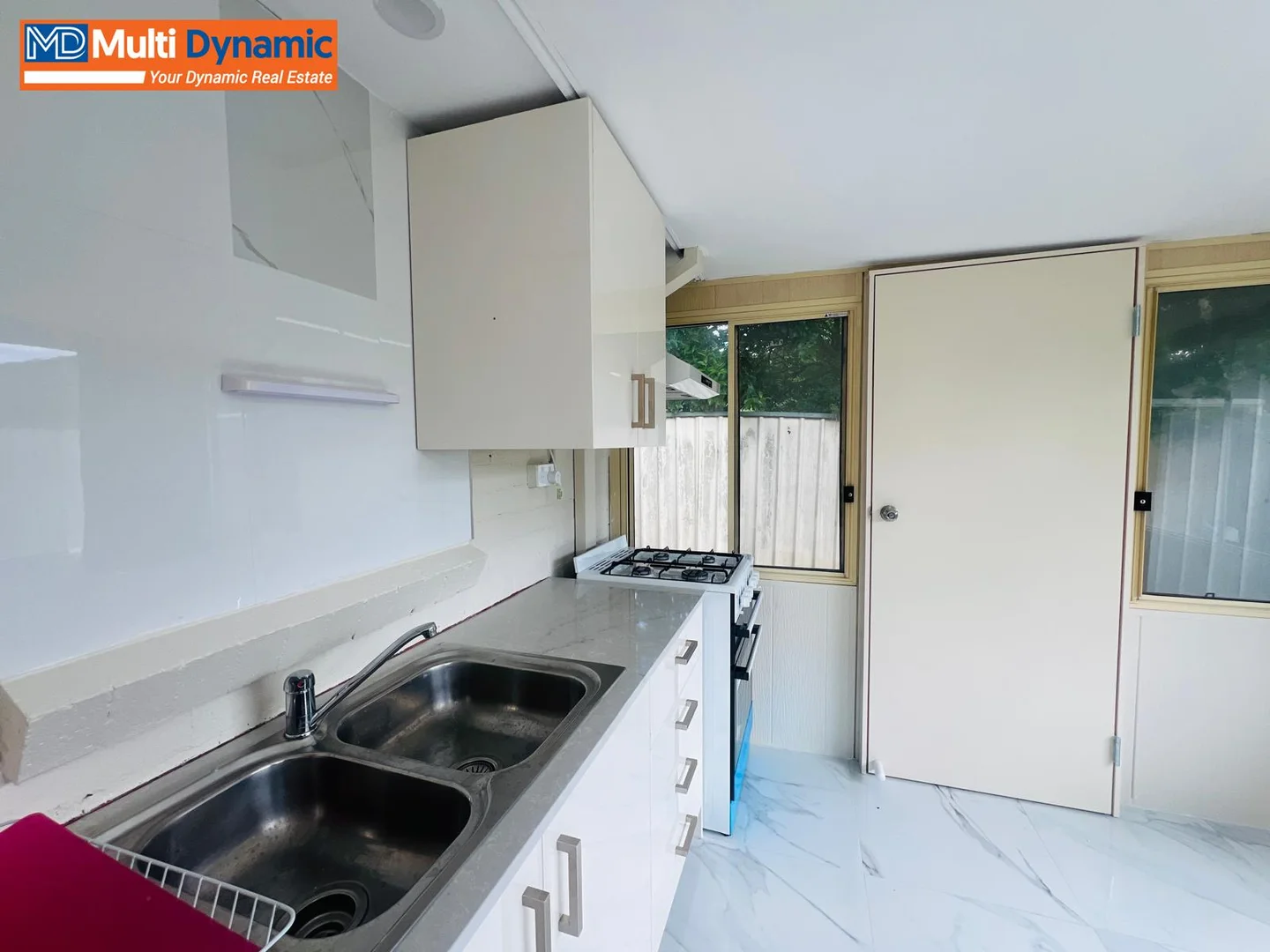 89A Adrian Street, Macquarie Fields NSW 2564 photo 5