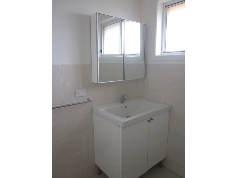 Additional image 8 of 5/153 De Boos St, Temora NSW 2666