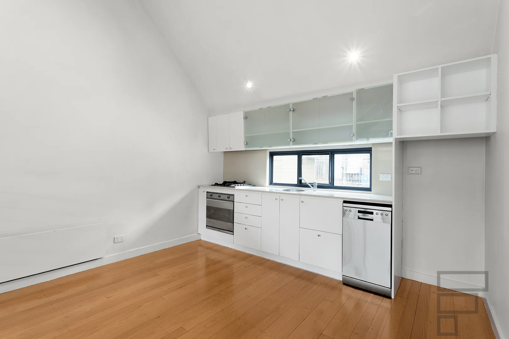 Additional image 2 of 7/90 Grey Street, St Kilda VIC 3182