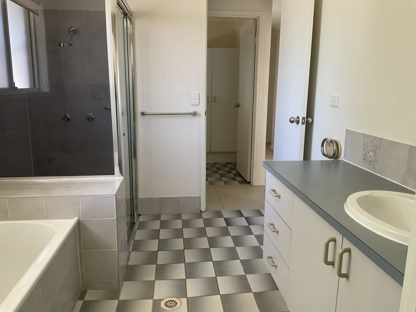 Additional image 12 of 43 Ann Street, Torquay QLD 4655