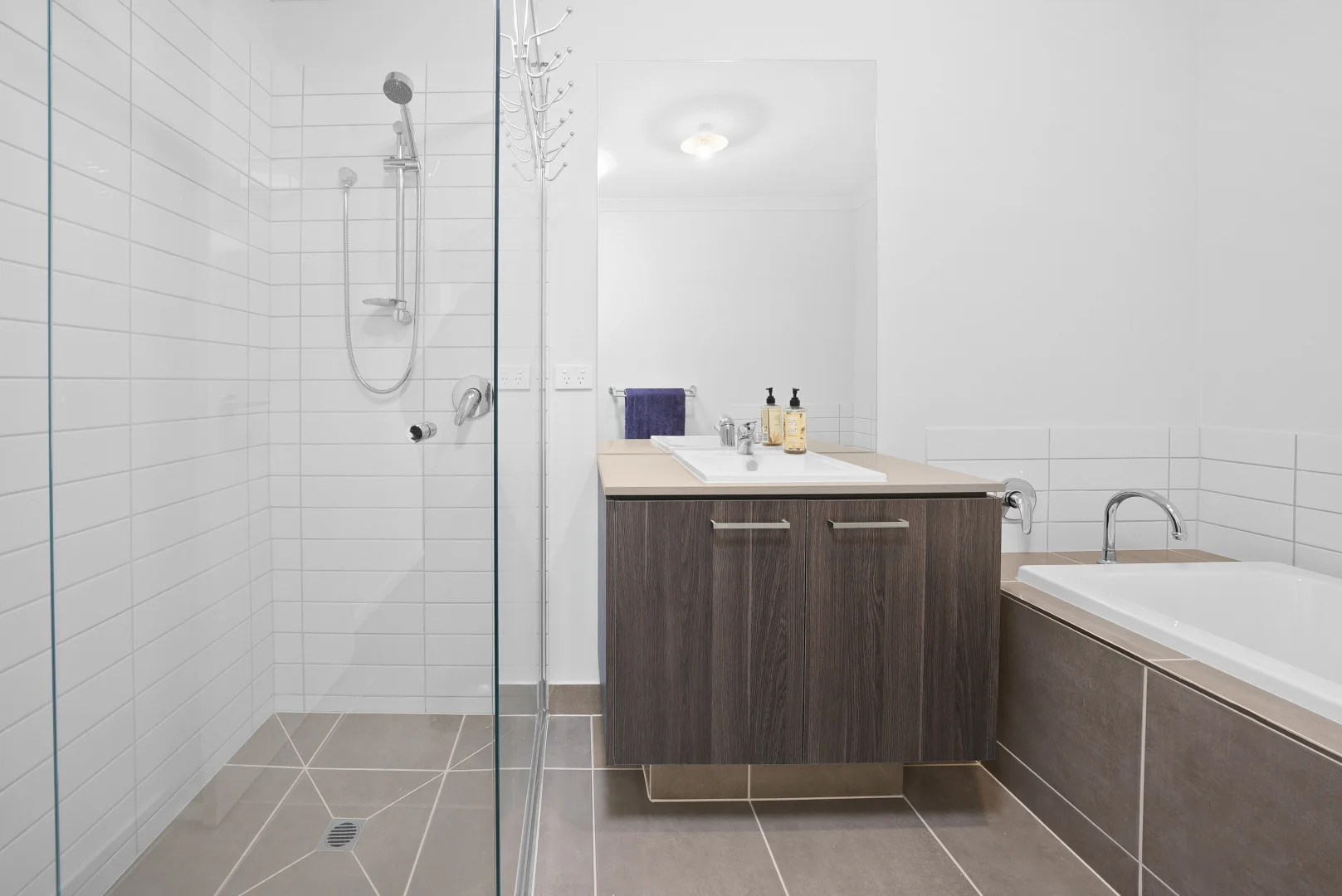 Additional image 14 of 8 Hanover Way, Mickleham VIC 3064