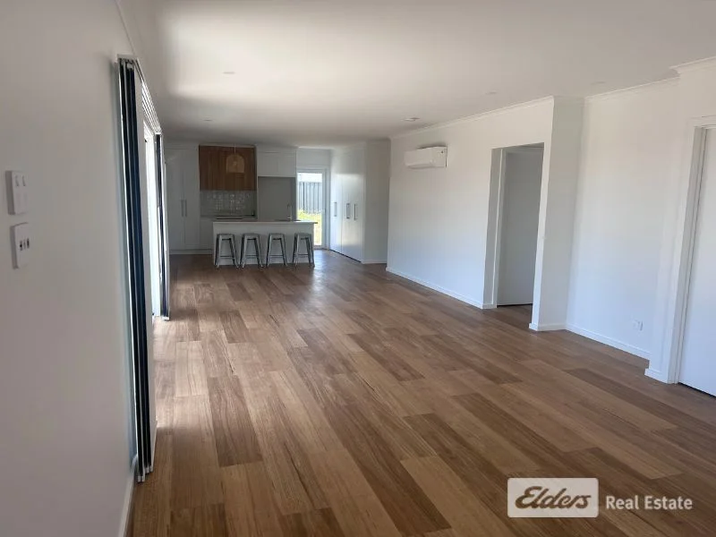 6 Olive Court, Robe SA 5276 photo 2