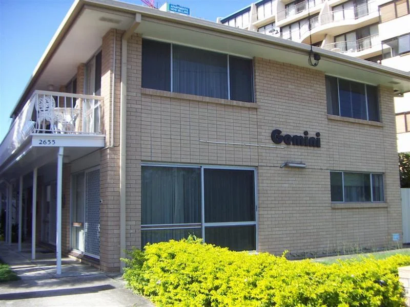2/2655 Gold Coast Hwy, Broadbeach QLD 4218