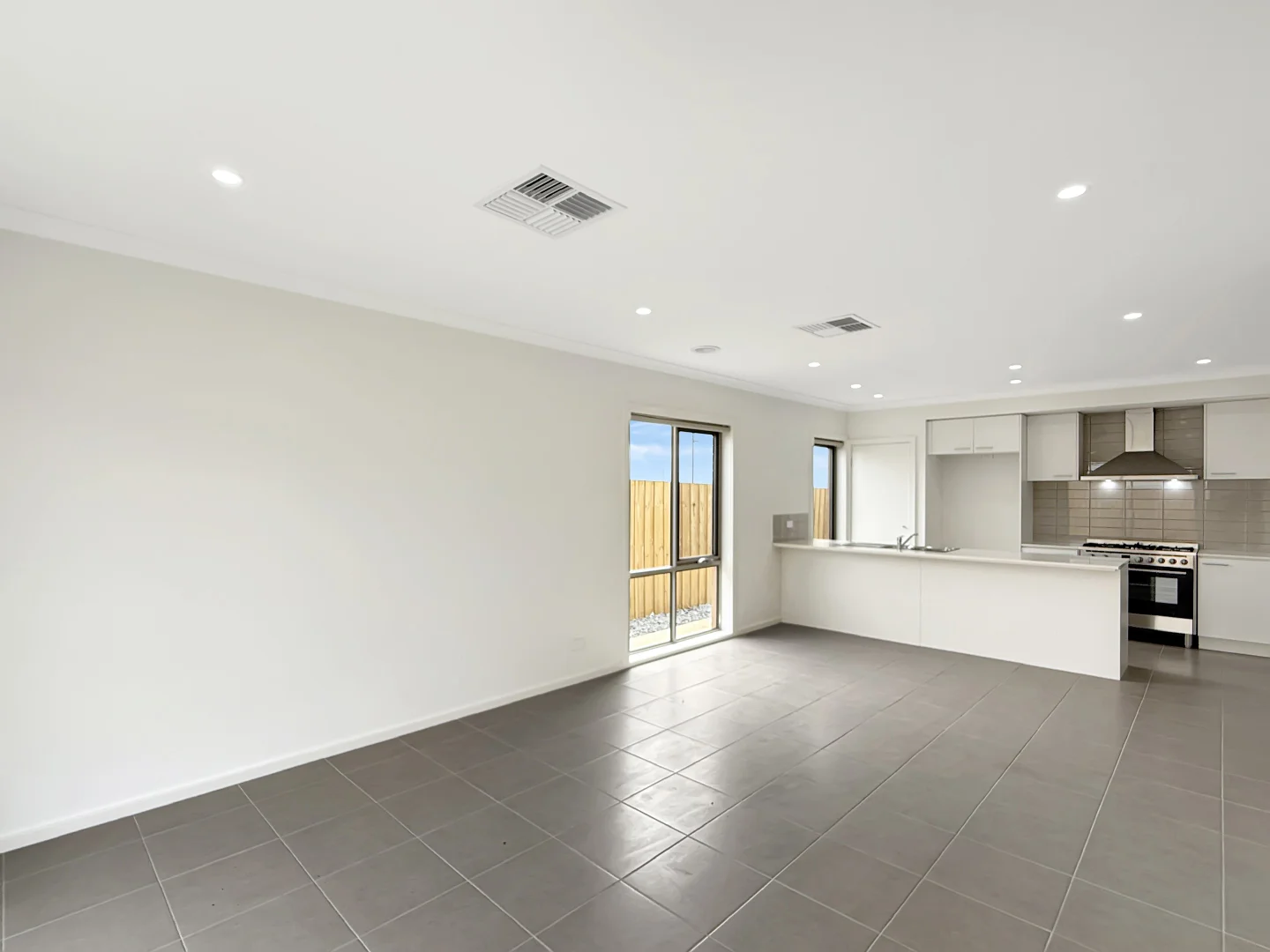 Additional image 5 of 4 Tulkara Street, Eynesbury VIC 3338