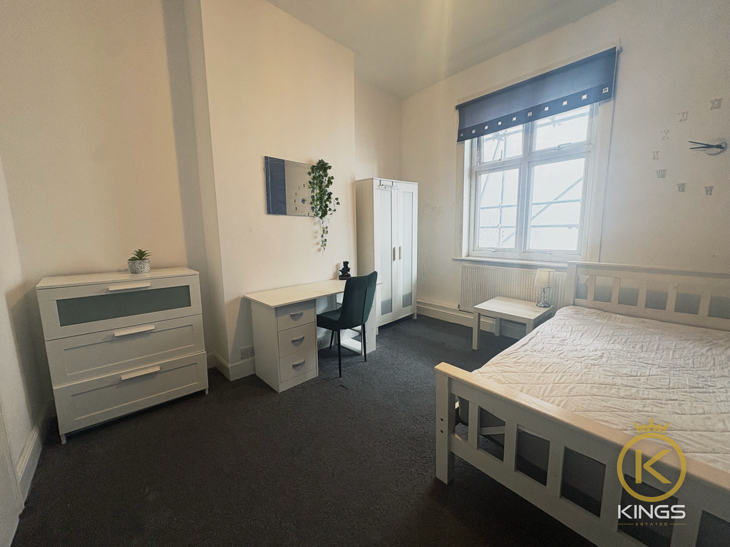 Additional image 7 of 6 bed flat to rentAlbert Road, Southsea PO5