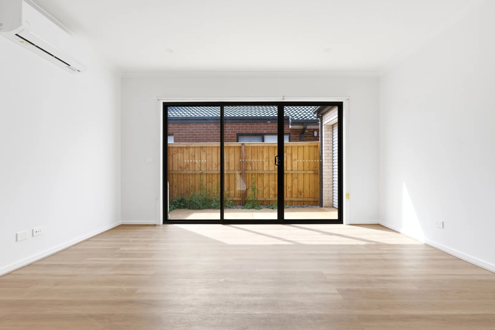 Additional image 9 of 1 Hanoverian Street, Aintree VIC 3336