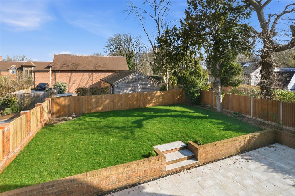 Additional image 45 of 4 bed detached house to rentChessetts Wood Road, Lapworth, Solihull B94