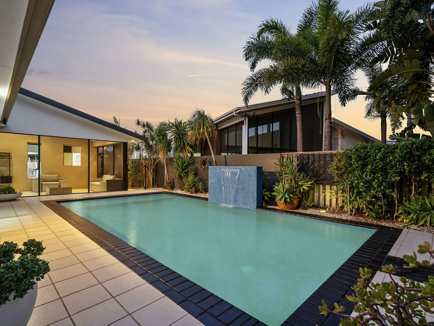27 Bucaneer Way, Coomera QLD 4209