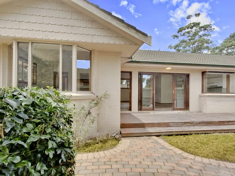 2/1A Russell Avenue, Wahroonga NSW 2076