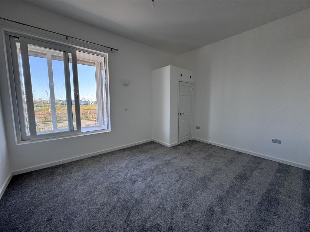 Additional image 6 of 2 bed flat to rentWoodstock Way, Caldicot NP26