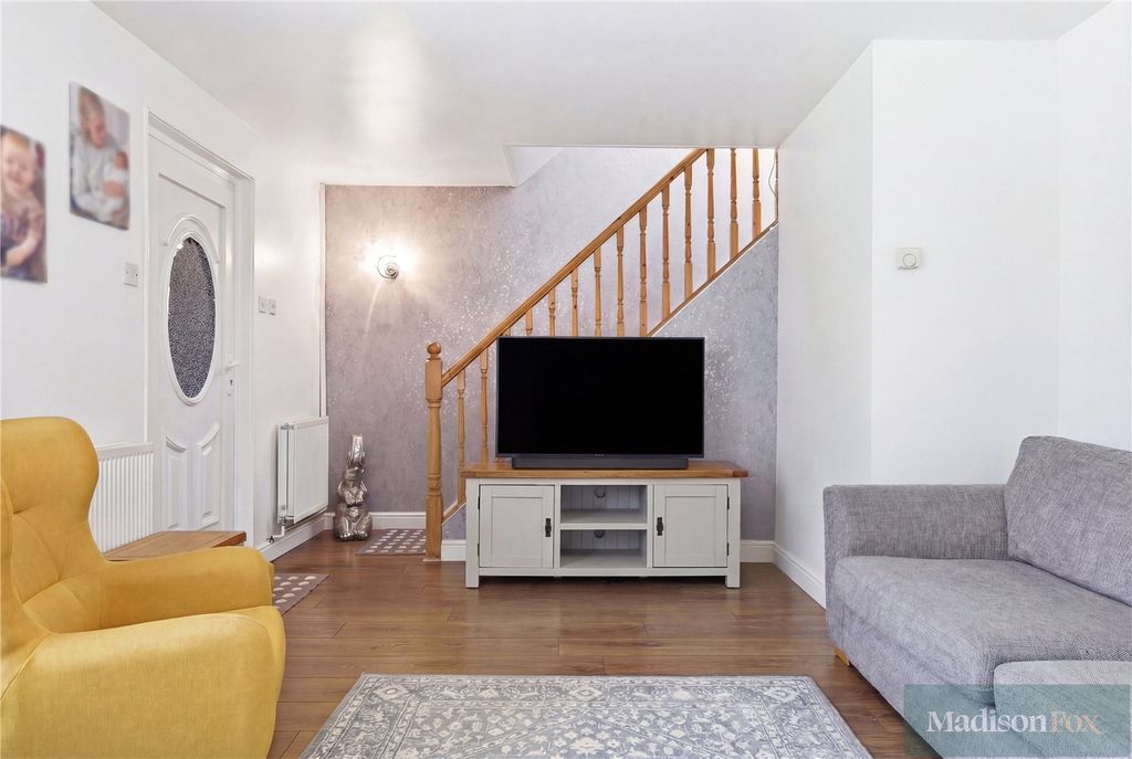 Additional image 9 of 3 bed semi-detached house for saleDeepdene Road, Loughton, Essex IG10