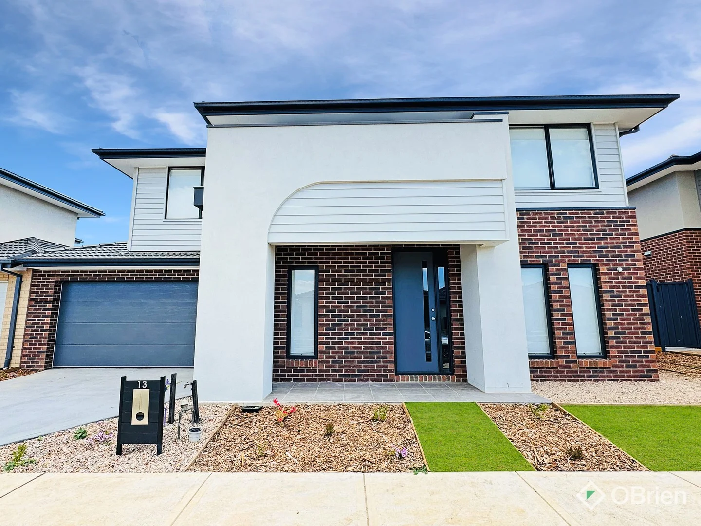 13 Clelland Way, Clyde North VIC 3978