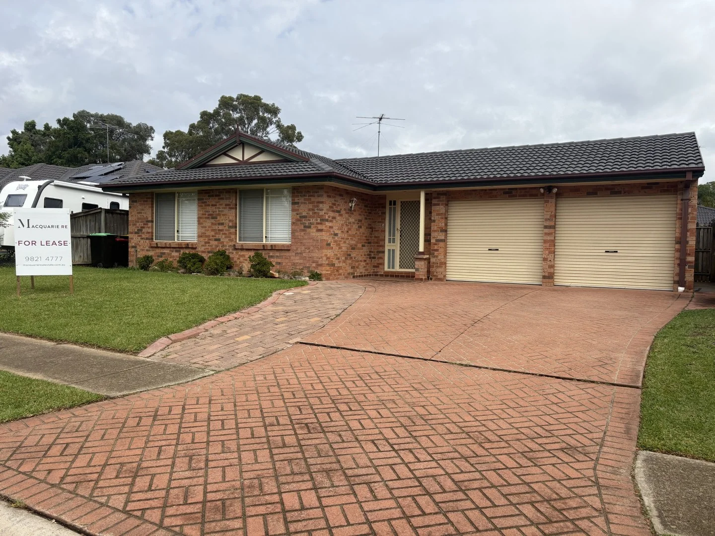 14 Larbert Place, Prestons NSW 2170