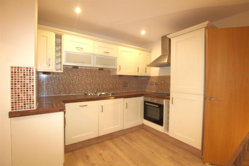 Additional image 2 of 2 bed flat to rentWest Beck House, Darlington DL3