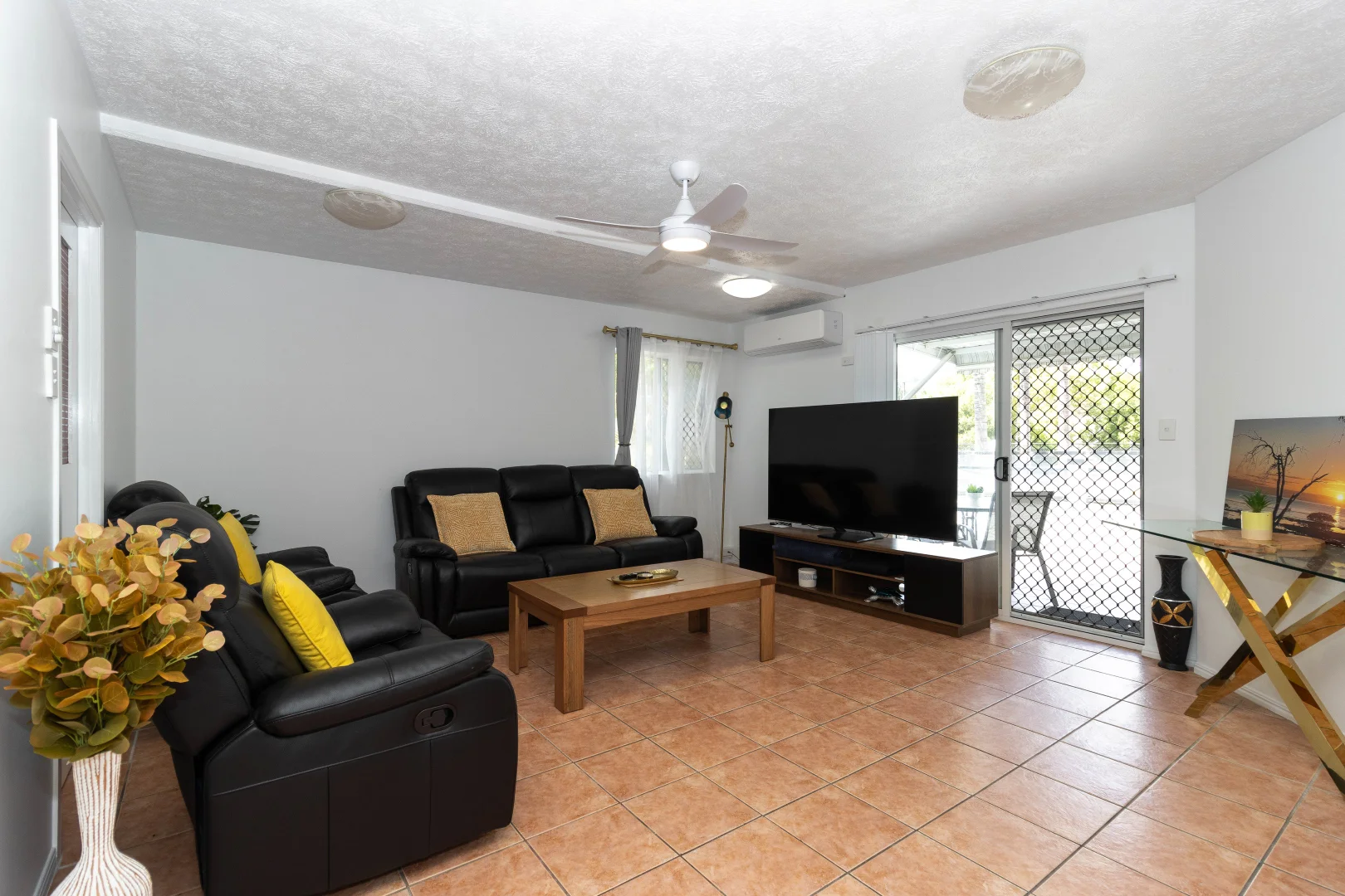 Additional image 3 of 3/396 Esplanade, Torquay QLD 4655