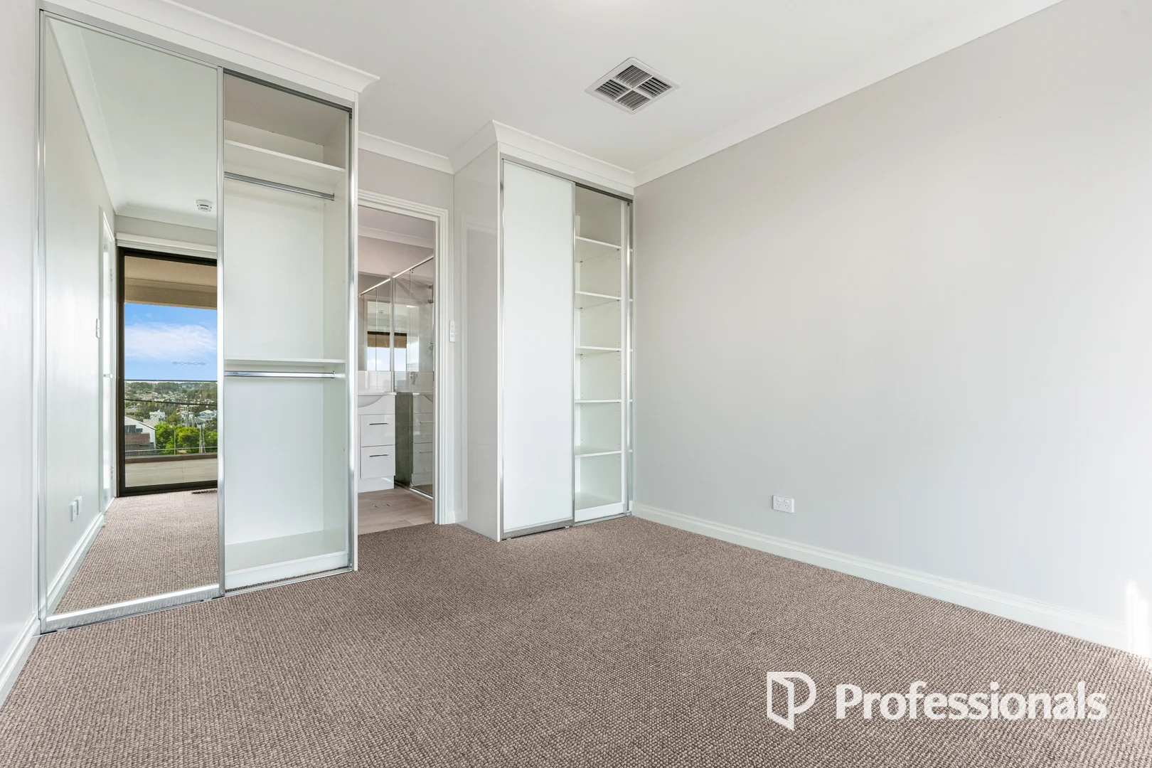 Additional image 12 of 4/20 May Street, Scarborough WA 6019