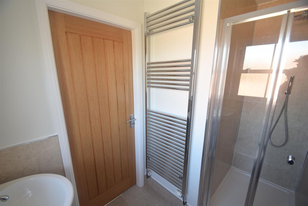Additional image 10 of 4 bed detached house to rentChetwynd Road, Newport TF10