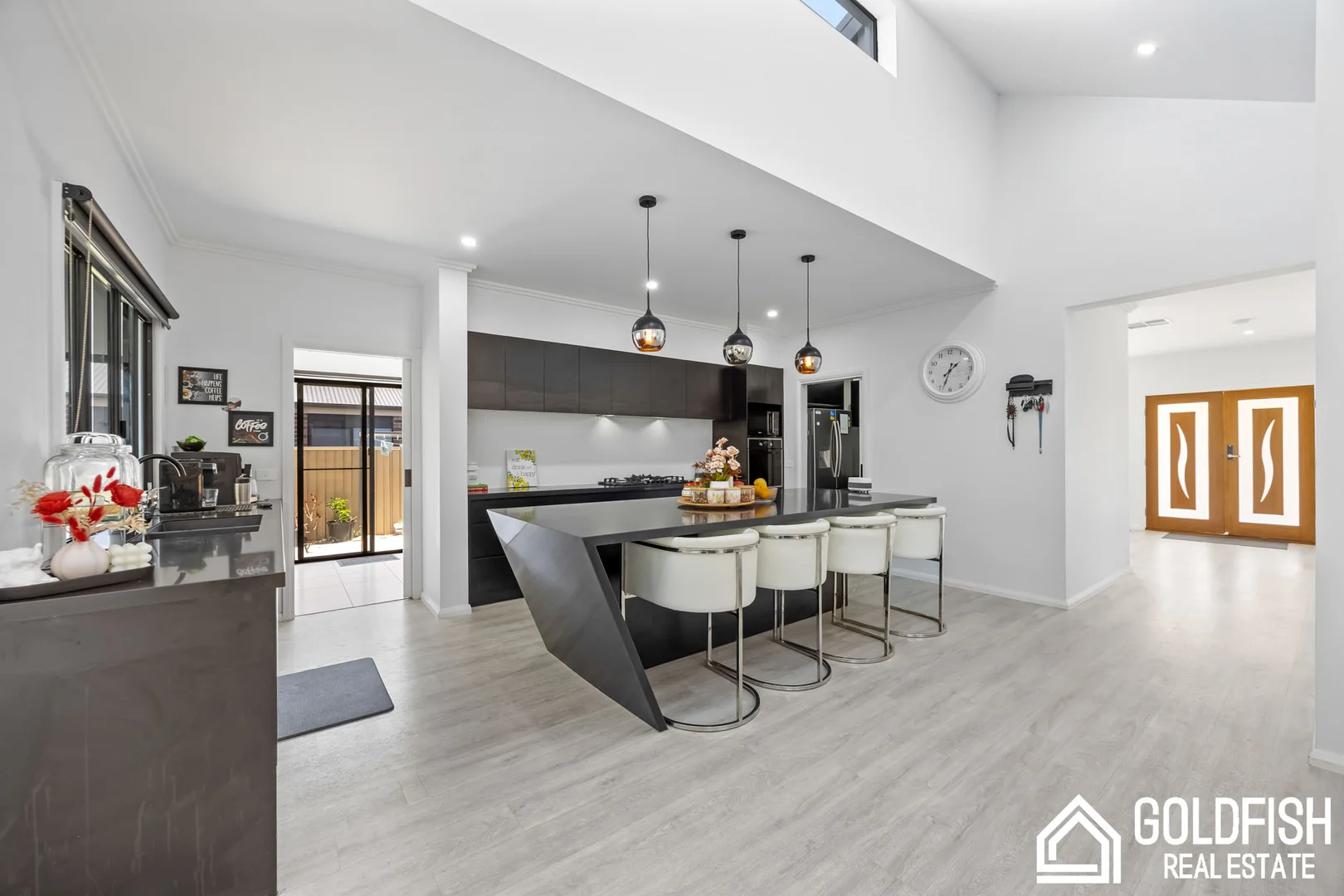 25 Masters Drive, Winter Valley VIC 3358 photo 4