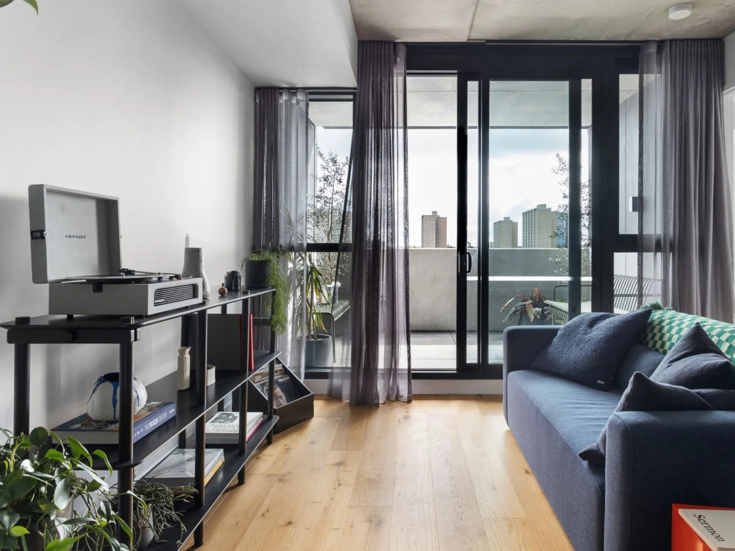 305/27 Thompson Street, Kensington VIC 3031