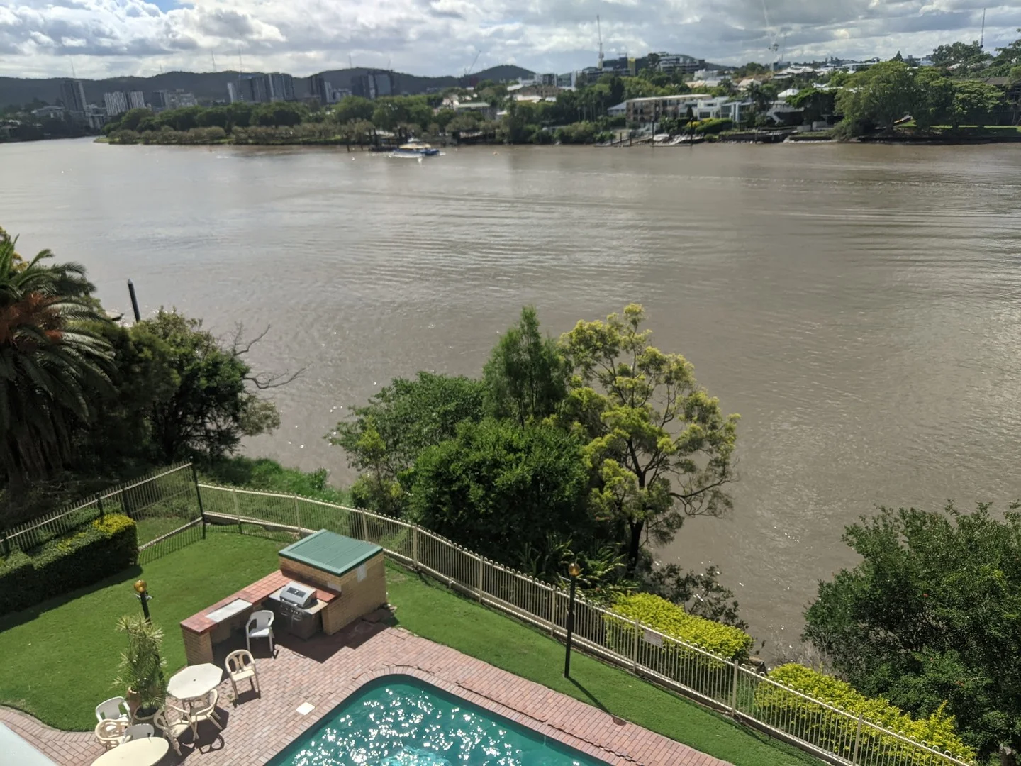 14/122 Macquarie Street, St Lucia QLD 4067