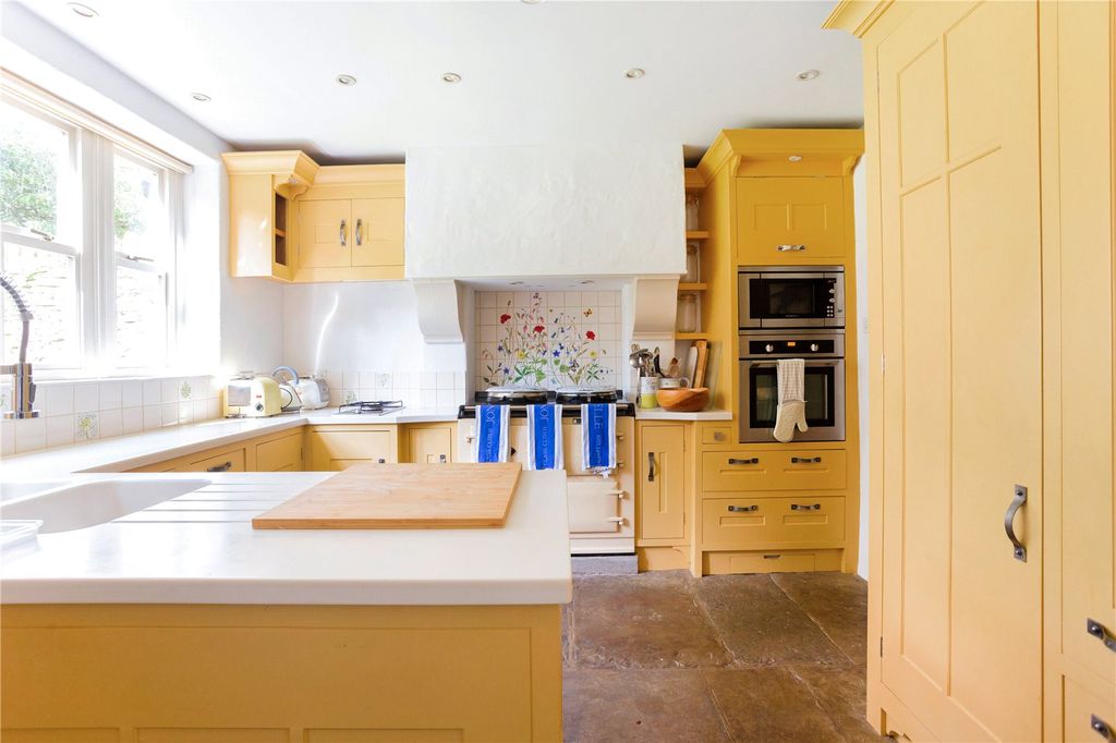 Additional image 3 of 3 bed semi-detached house to rentOddington, Moreton-In-Marsh, Gloucestershire GL56