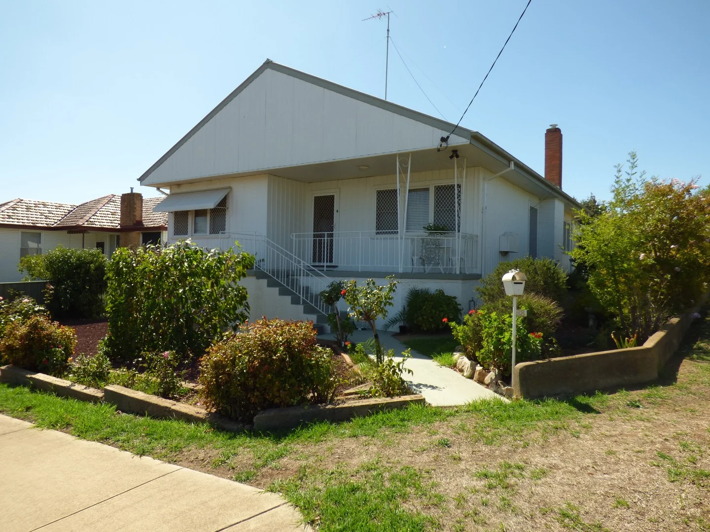 38 McLerie Street, Young NSW 2594