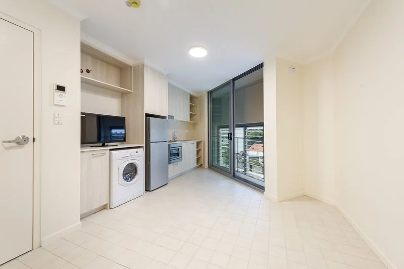 5/11-13 Gleeson Avenue, Sydenham NSW 2044