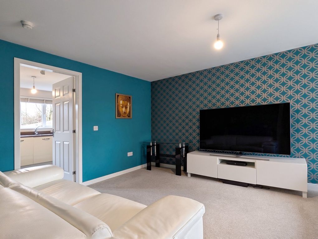 Additional image 3 of 3 bed terraced house to rentKersebrock Place, Larbert FK2