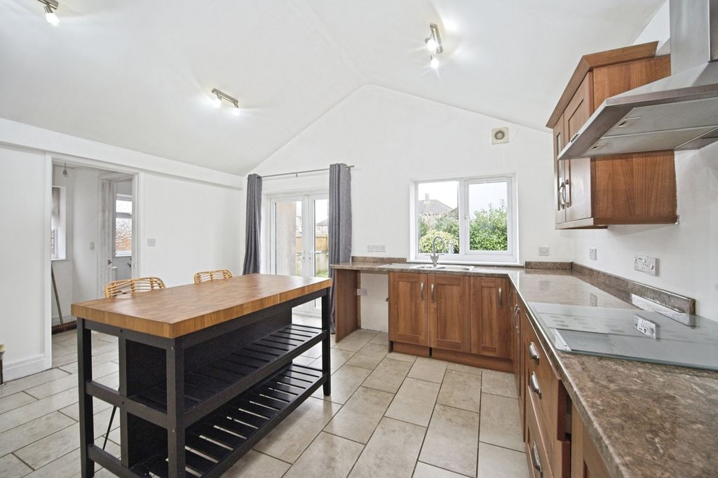 Additional image 7 of 3 bed end terrace house to rentCollingwood Road, Newport NP19