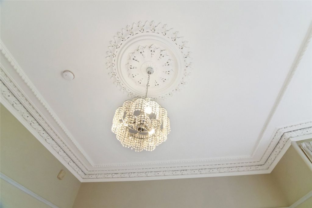 Additional image 3 of 4 bed flat for saleGillburn Road, Kilmacolm PA13