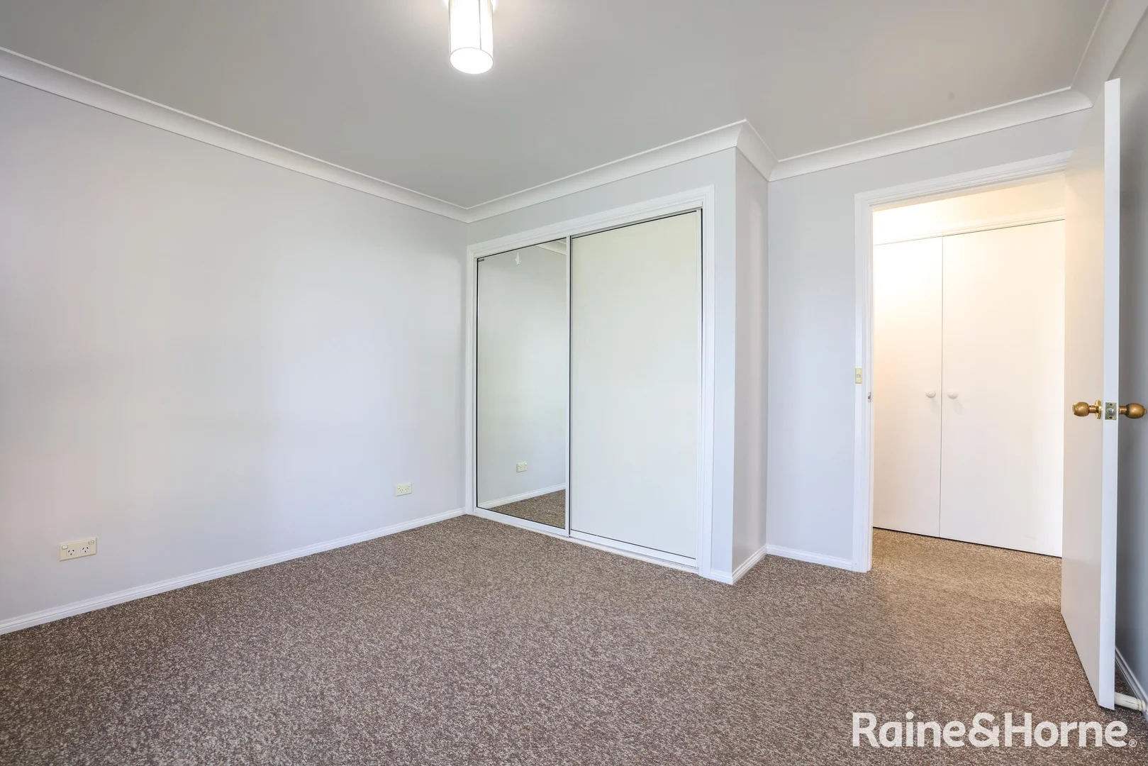 Additional image 11 of 2/2 Sundown Drive, Kelso NSW 2795