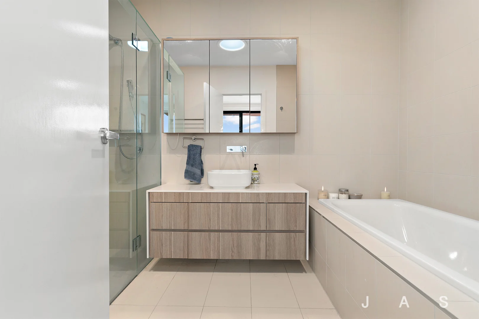 Additional image 8 of 112 Wattle Road, Maidstone VIC 3012