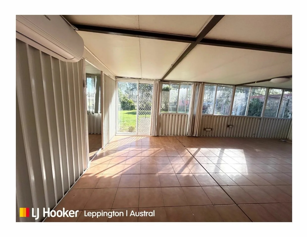 140 Deepfields Road, Catherine Field NSW 2557 photo 4