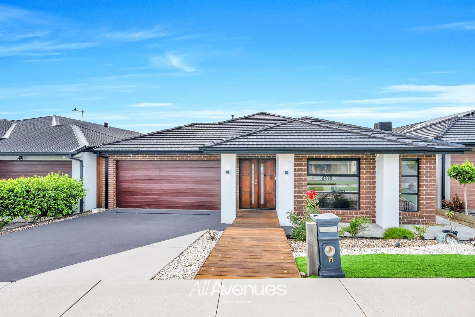 5 Gresall Street, Clyde North VIC 3978