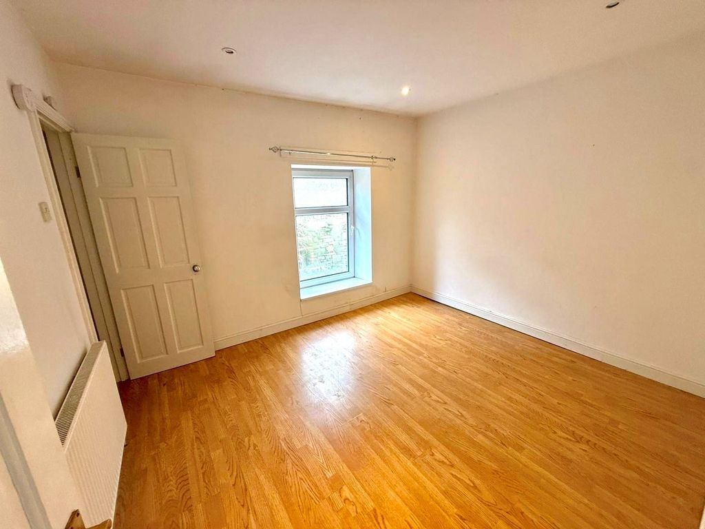 Additional image 6 of 3 bed terraced house to rentHillside Terrace, Wattstown, Porth CF39