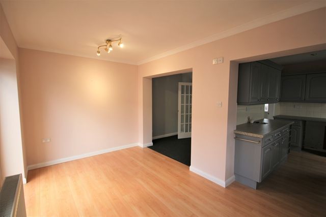 Additional image 7 of 3 bed semi-detached house to rentCoed Y Mor, Penrhyn Bay, Llandudno LL30