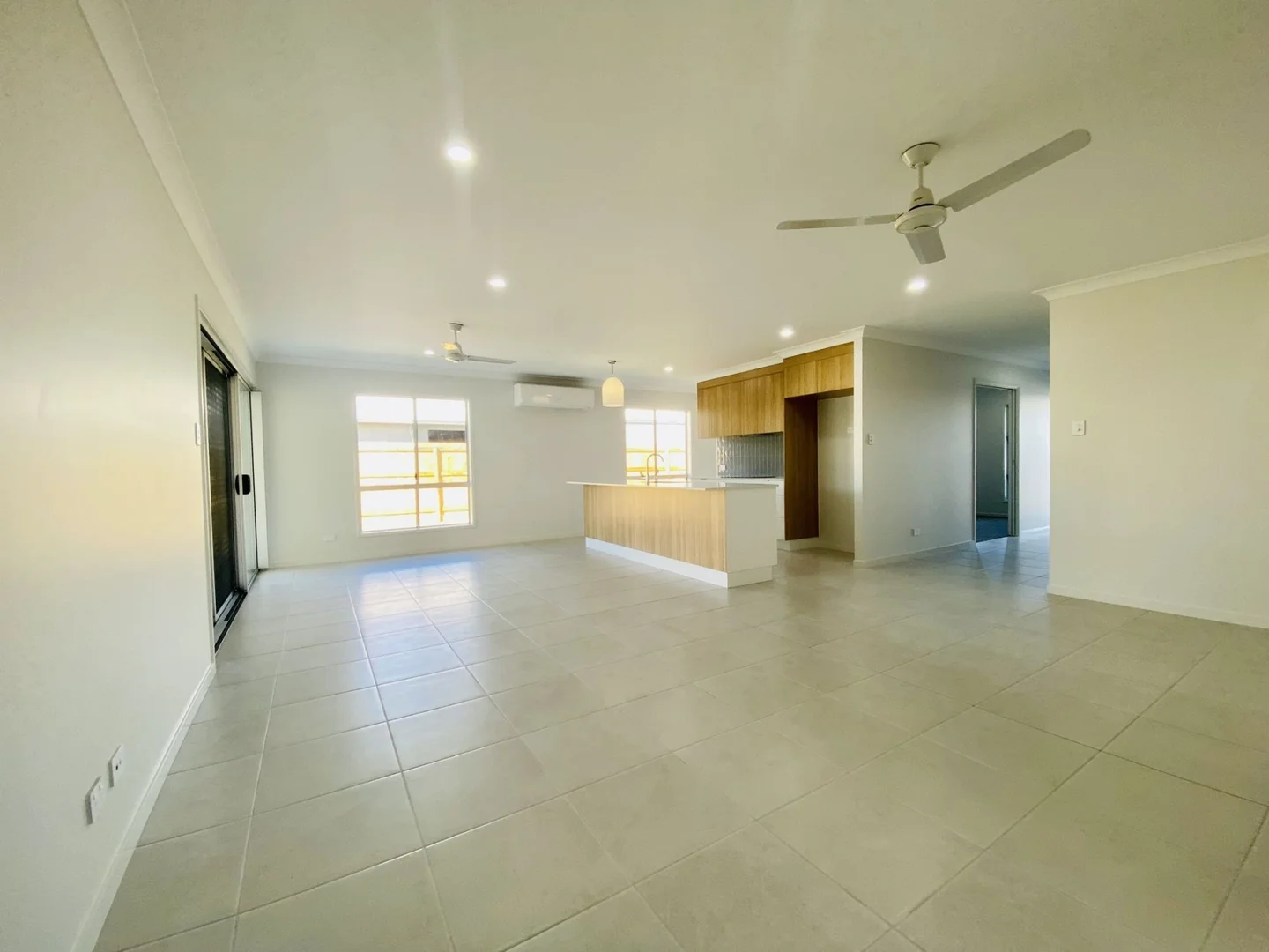 Additional image 5 of 67 Regal Circuit, Beaconsfield QLD 4740