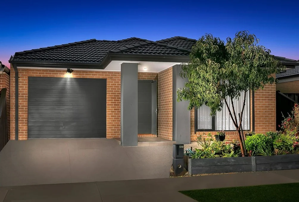 42 Stettler Boulevard, Mickleham VIC 3064