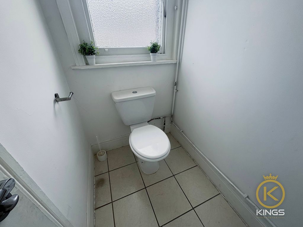 Additional image 22 of 6 bed flat to rentAlbert Road, Southsea PO5