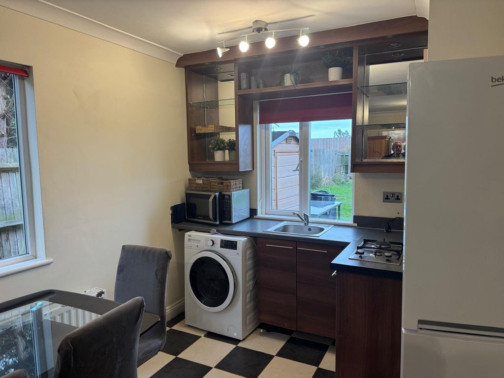 Studio to rentAmerden Lane, Taplow SL6
