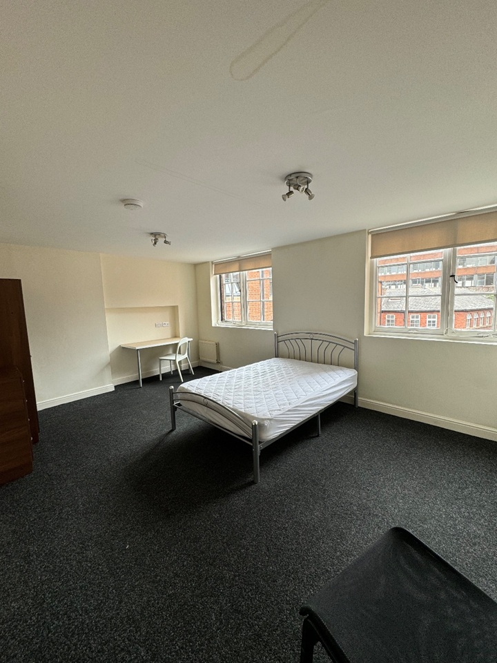 Additional image 15 of 6 Bed Flat, Bells Square, S1, N1 7GU