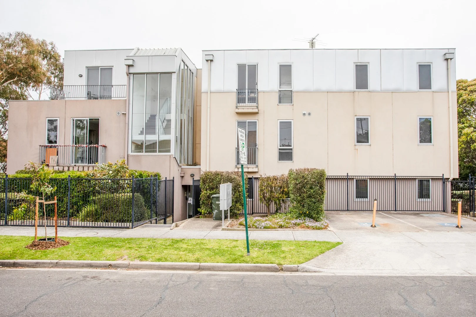 205/310 Burwood Hwy, Burwood VIC 3125