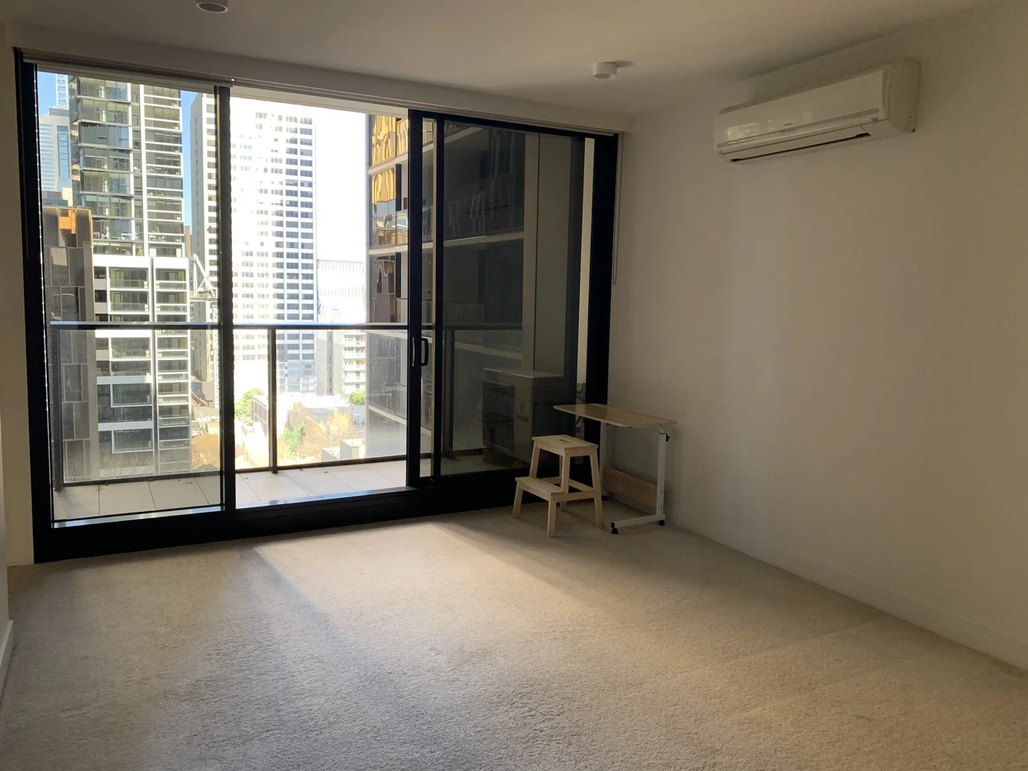 802/33 Mackenzie Street, Melbourne VIC 3000