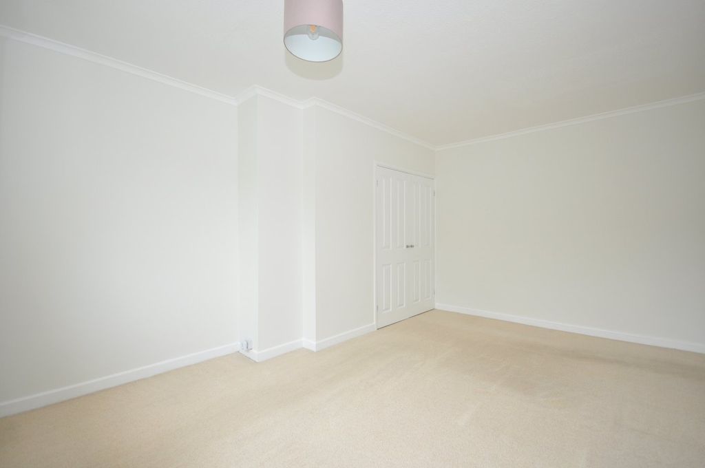 Additional image 9 of 3 bed semi-detached house to rentVineries Close, Leckhampton, Cheltenham GL53