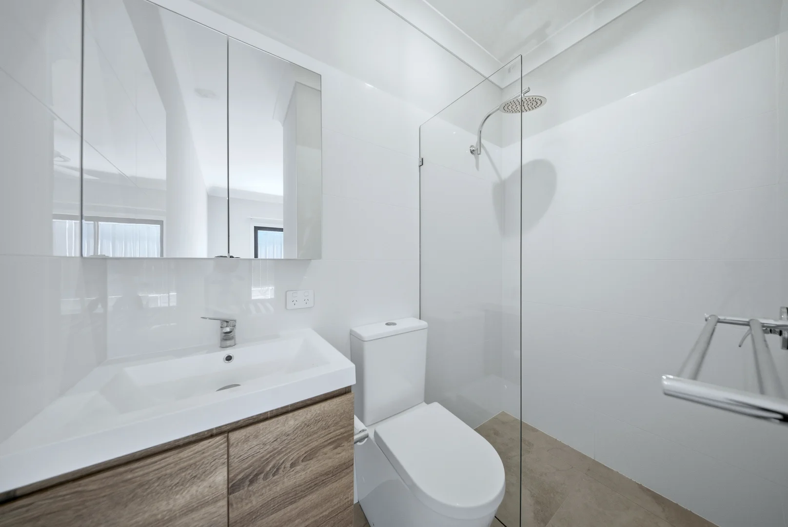 Additional image 3 of Room 2-1/35 Sunset Drive, Thornton NSW 2322