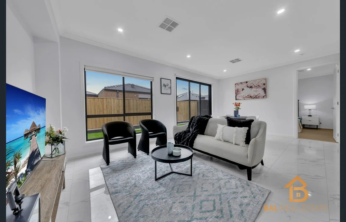 52 Bluebottle Parade, Rockbank VIC 3335 photo 3