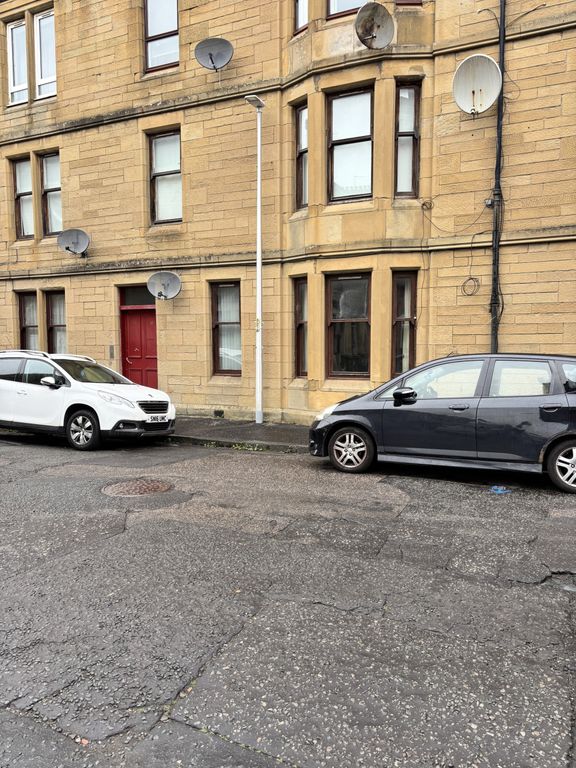 2 bed flat to rentFirs Street, Falkirk, Stirlingshire FK2