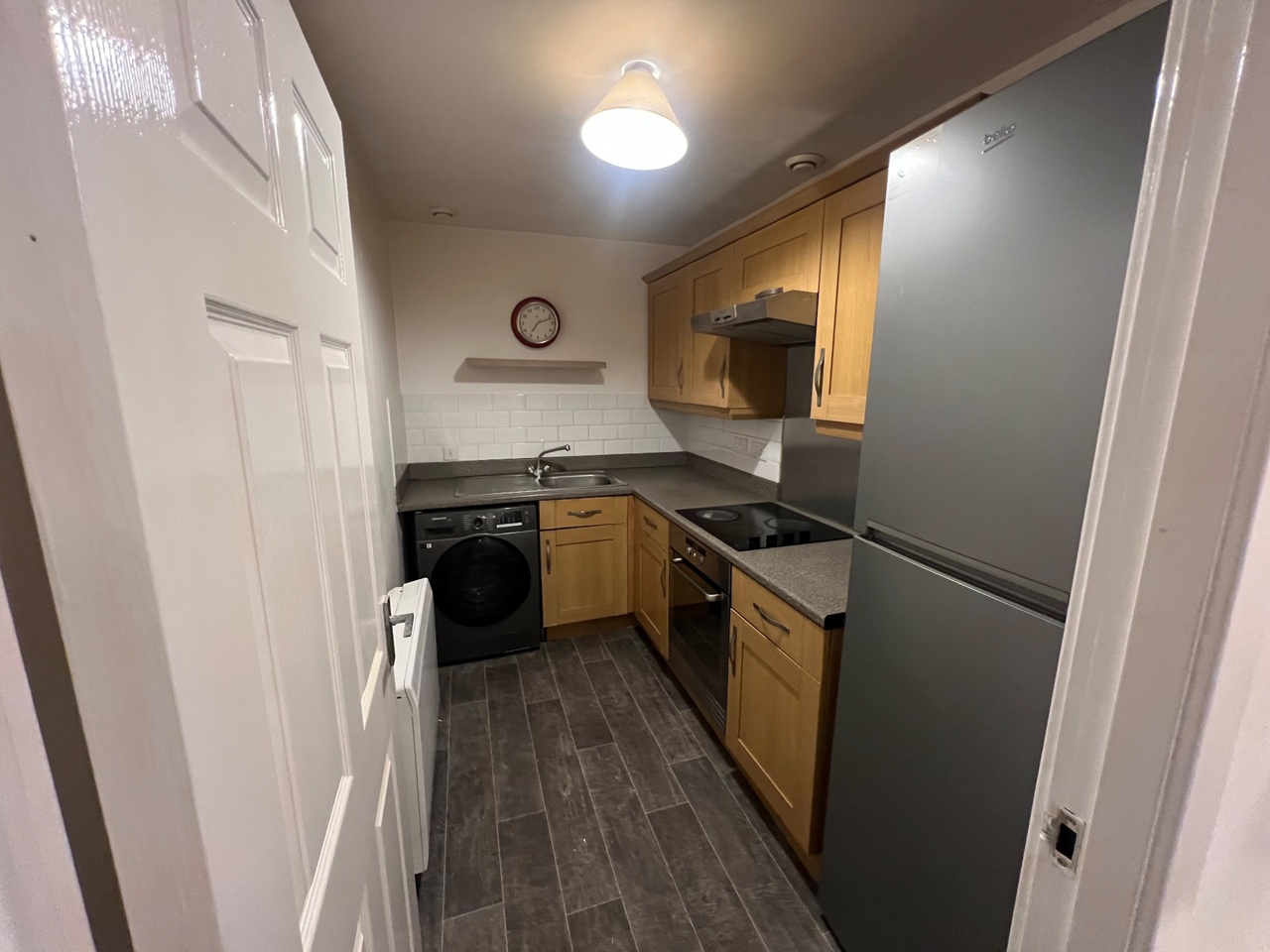 2 Bed Flat, Glenmore Place, G42, N1 7GU photo 2