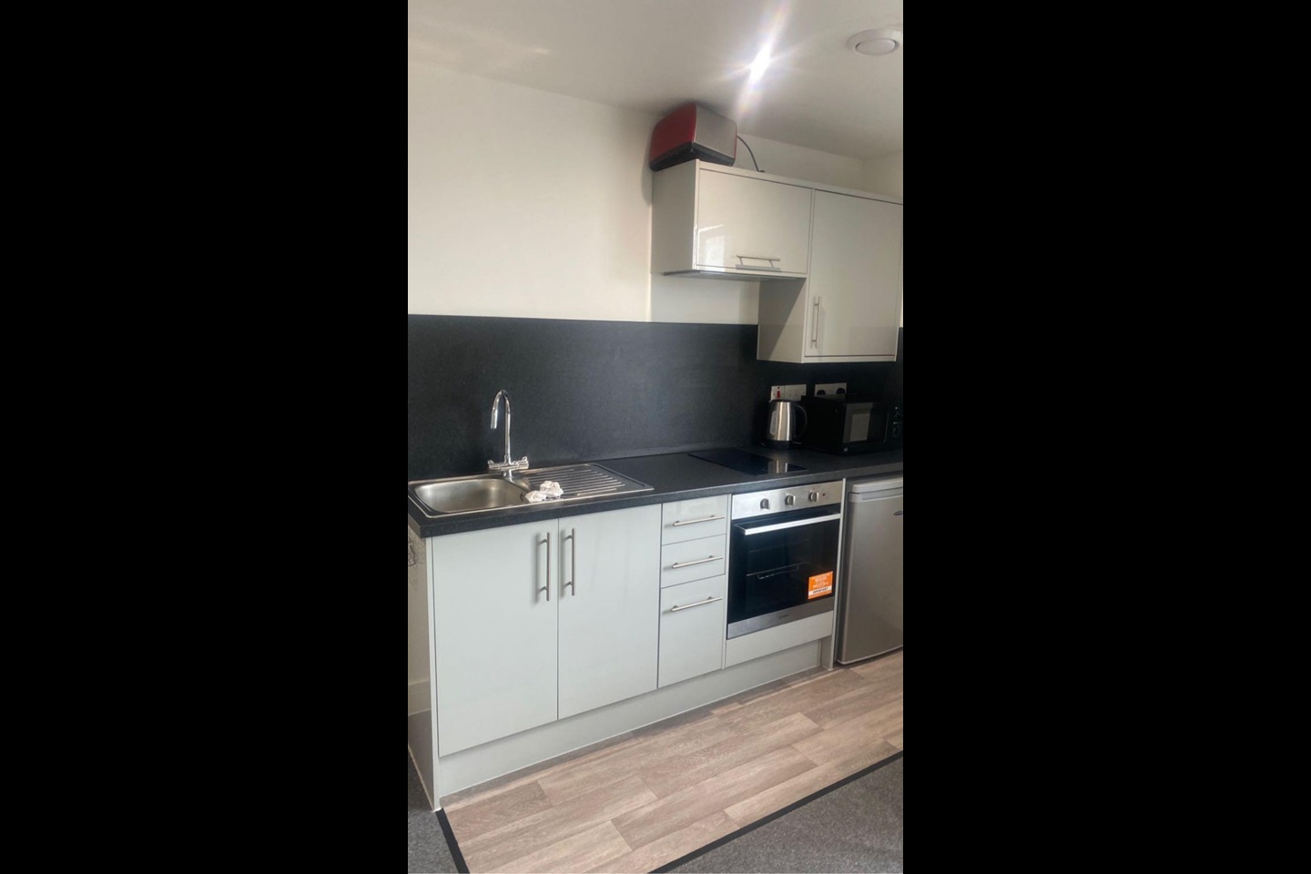 Studio Flat, Phoenix Place, BS16, N1 7GU photo 4