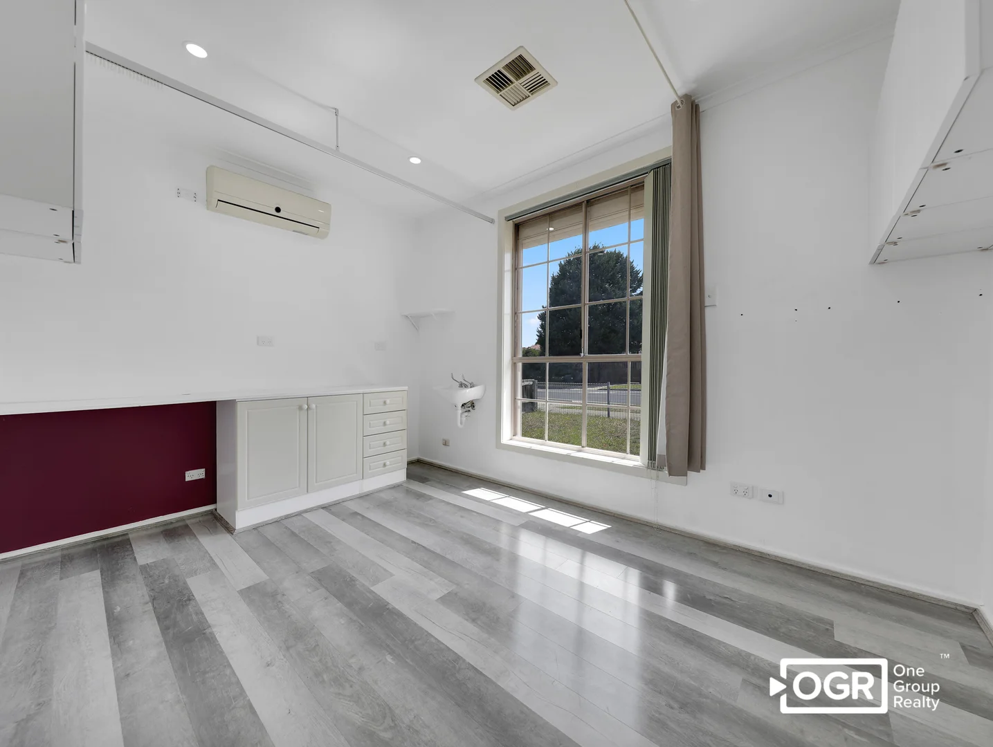 Additional image 4 of 212 Roycroft Avenue, Mill Park VIC 3082